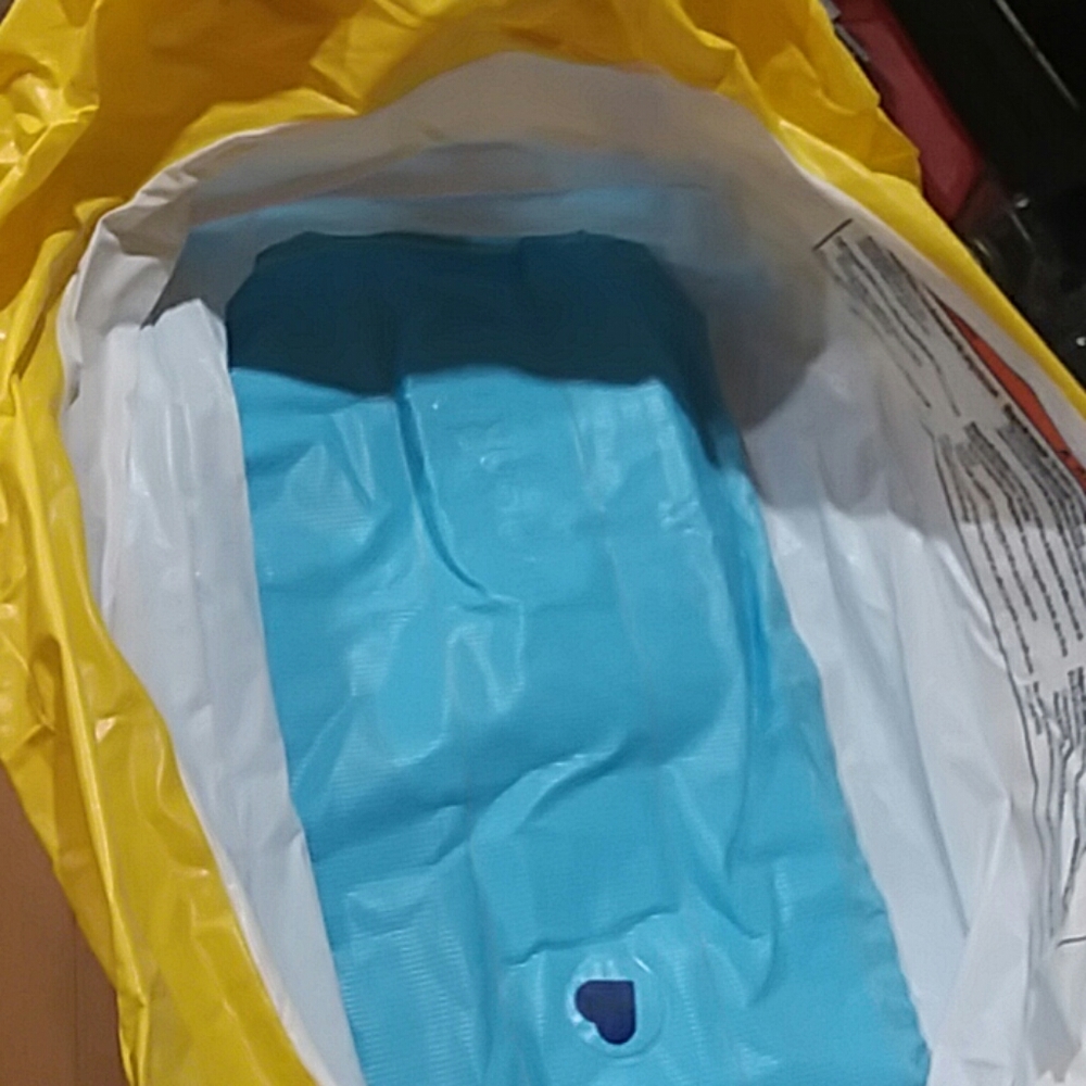 Inflatable baby bath - Picture 4 of 5